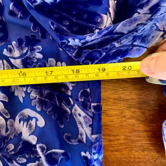 Soft Surroundings womans velvet blouse size small - Picture 8 of 9